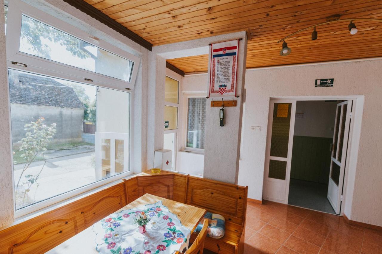 Apartman Marta I Soba Maja Gradiste Ngoại thất bức ảnh